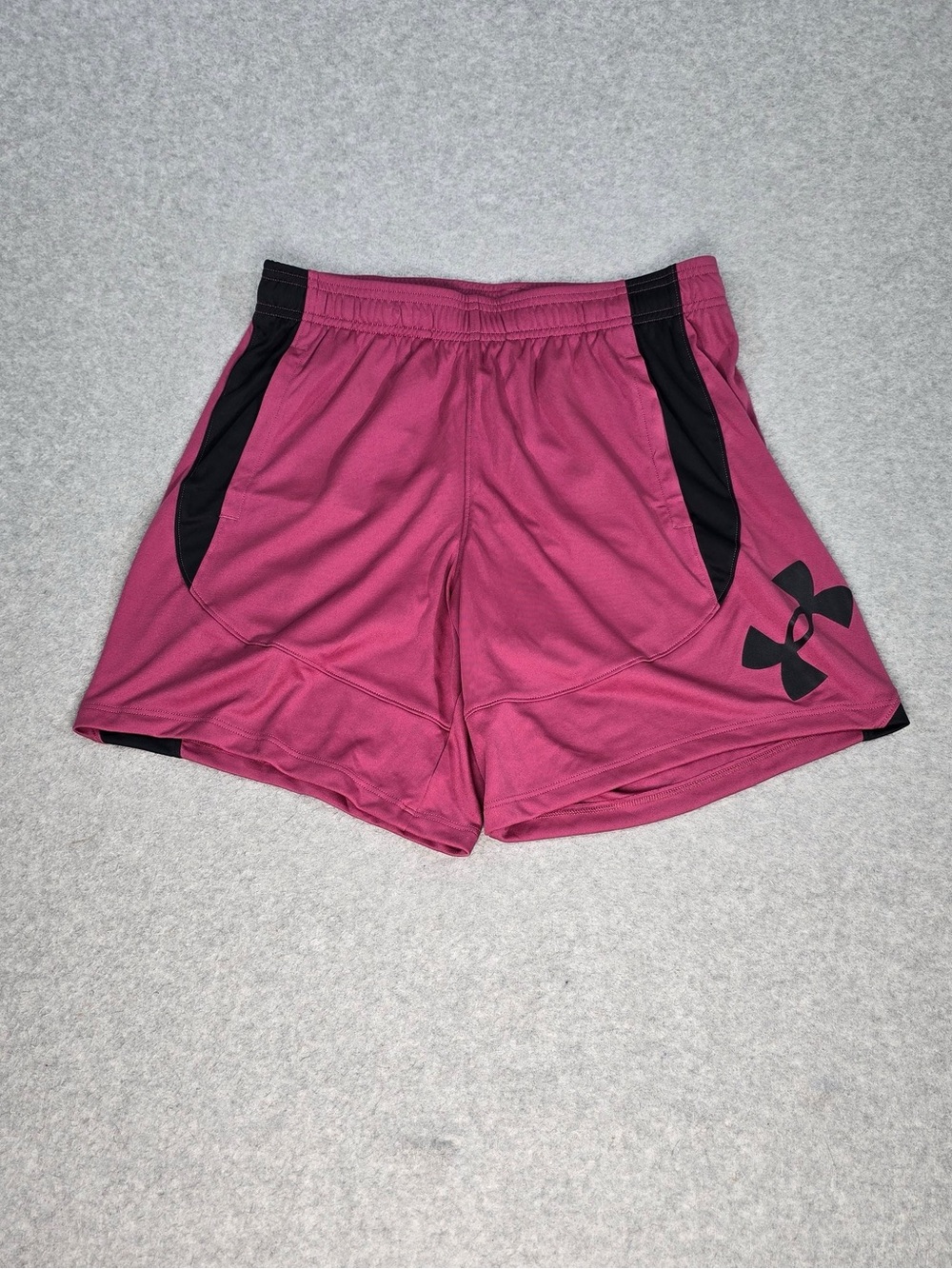 Under Armour Women's Pink/Black Heatgear Loose Shorts Size Small
